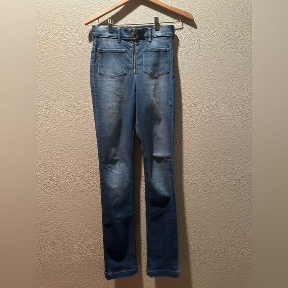 Express Women’s Skyscraper Stretchy Highrise Vintage Jeans Size 2L - Picture 1 of 14